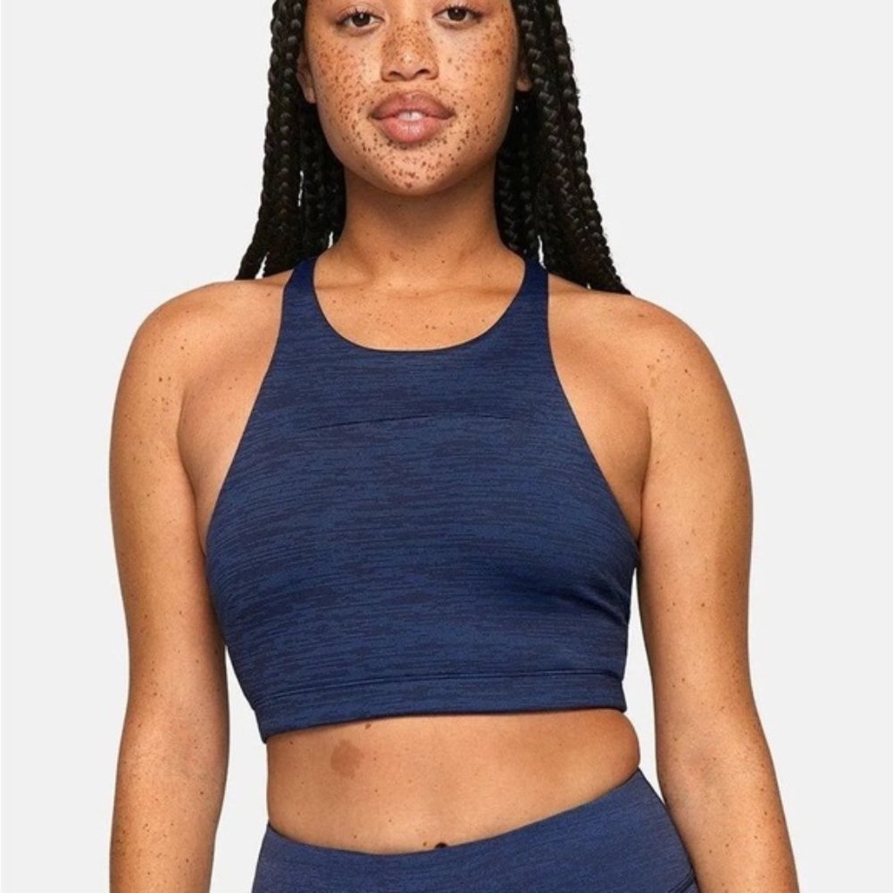 Barre3 x Lululemon Train To Be Tank Top in Stone Blue Short Logo Sleeveless